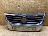 Front bumper upper radiator grill