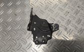 Fender mounting bracket