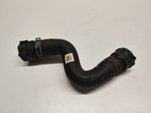 Tuyau de liquide de refroidissement moteur