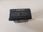 Enchufe conector entrada auxiliar