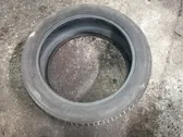 Neumático de verano R20