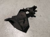 Rear bumper mounting bracket
