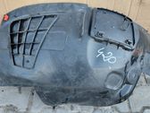 Front wheel arch liner splash guards