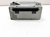 Radio / CD-Player / DVD-Player / Navigation