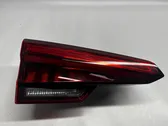 Tailgate rear/tail lights