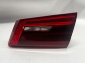 Tailgate rear/tail lights