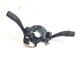 Pyyhkimen/suuntavilkun vipukytkin