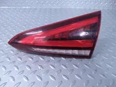 Tailgate rear/tail lights