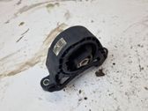 Engine mount bracket