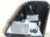 Moldura del tarjetero de la puerta trasera