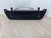 Radio/CD/DVD/GPS-pääyksikkö