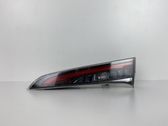 Tailgate rear/tail lights