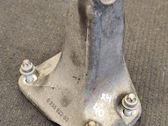 Engine mounting bracket