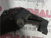 Engine mounting bracket