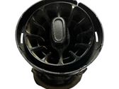 Grille d'aération centrale