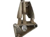 Gearbox mounting bracket