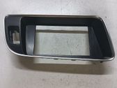 Verkleidung Radio / Navigation