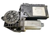 Motor del regulador de la ventanilla de la puerta delantera