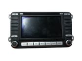 Radio / CD-Player / DVD-Player / Navigation