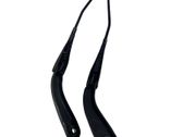 Front wiper blade arm