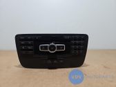 Radio / CD-Player / DVD-Player / Navigation