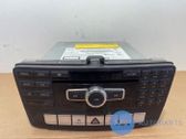 Radio / CD-Player / DVD-Player / Navigation