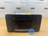 Radio / CD-Player / DVD-Player / Navigation