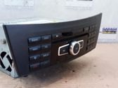 Radio / CD-Player / DVD-Player / Navigation