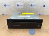 Radio / CD-Player / DVD-Player / Navigation