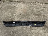 Tailgate/trunk spoiler