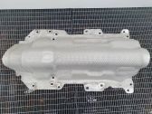 Center/middle under tray cover