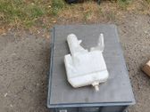 Windshield washer fluid reservoir/tank