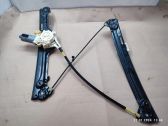 Regulador de puerta delantera con motor