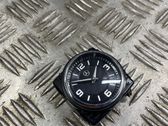 Uhr
