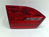 Tailgate rear/tail lights