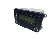 Radio/CD/DVD/GPS-pääyksikkö