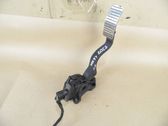 Accelerator throttle pedal
