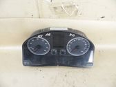 Geschwindigkeitsmesser Cockpit