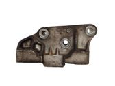Engine mounting bracket