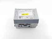 Radio / CD-Player / DVD-Player / Navigation