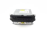 Radio / CD-Player / DVD-Player / Navigation