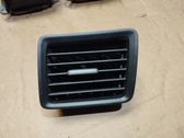 Moldura protectora de la rejilla de ventilación lateral del panel