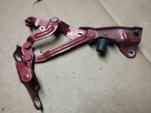 Tailgate/trunk/boot hinge
