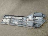 Cache de protection sous moteur