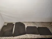 Комплект автомобильного коврика