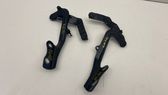 Engine bonnet/hood hinges