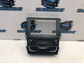 Head unit multimedia control
