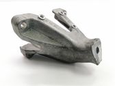 Engine mounting bracket