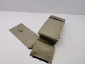 Apoyabrazos del asiento trasero