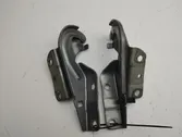 Engine bonnet/hood hinges